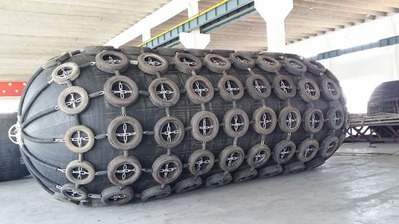 أكياس هوائية مطاطية بحرية 1.5m X 15m قابلة للتخصيص لإطلاق السفن والرسو